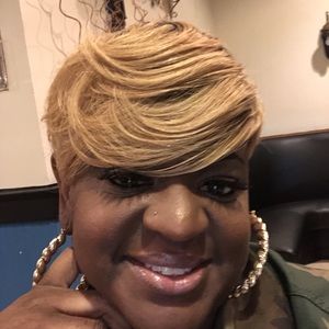 Meet your Posher, Trimeka